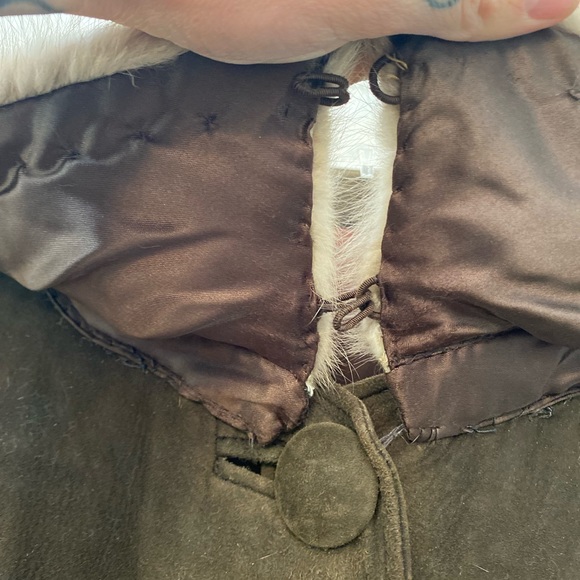 Vintage leather and fur trim coat - Picture 3 of 8